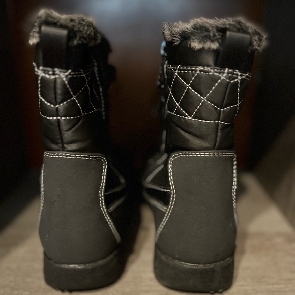 TOTES LOW CALF WATERPROOF BLACK SNOW BOOTS SIZE 7M FAUX FUR TRIM - Picture 4 of 6